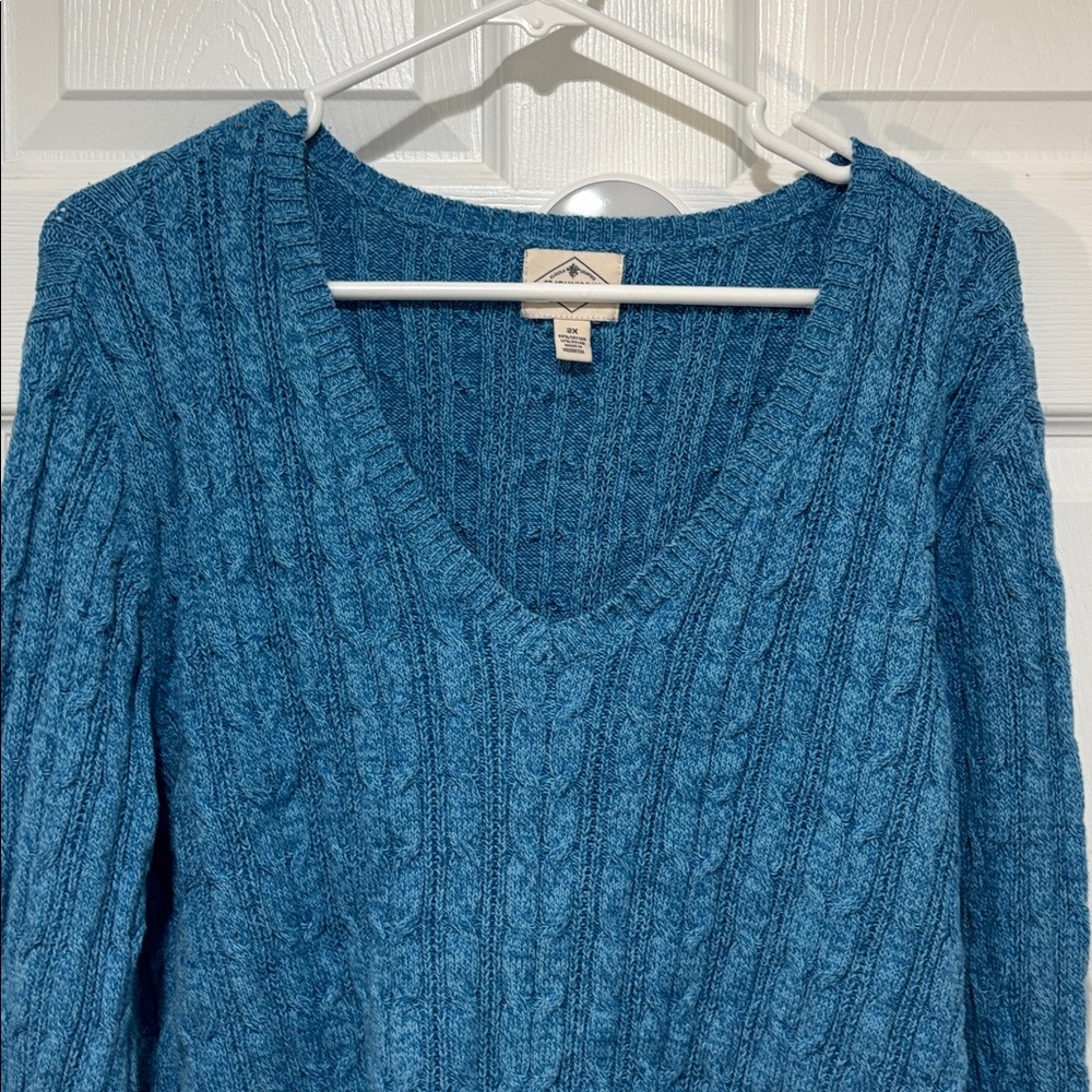 ST. JOHN’S BAY Blue Cable-Knit V-Neck Plus Size Sweater - Picture 8 of 8